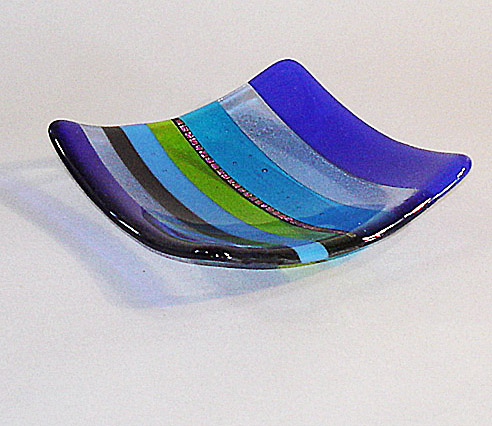 Striped dishes blue